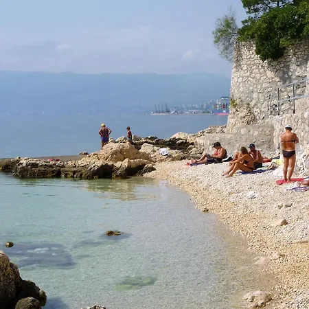 With A Parking Space - 24339 3* Rijeka