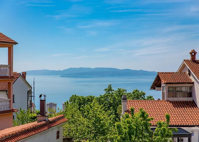 Pensjonat With A Parking Space - 24339 Rijeka