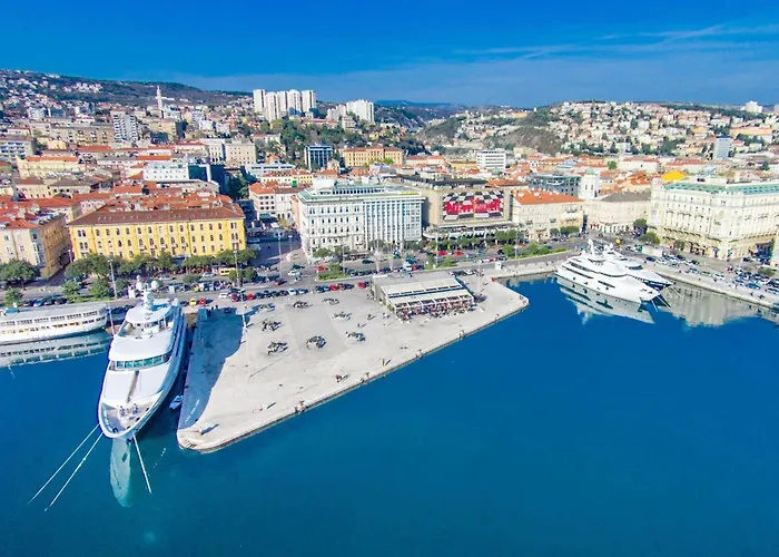 Pensjonat With A Parking Space - 24339 3*